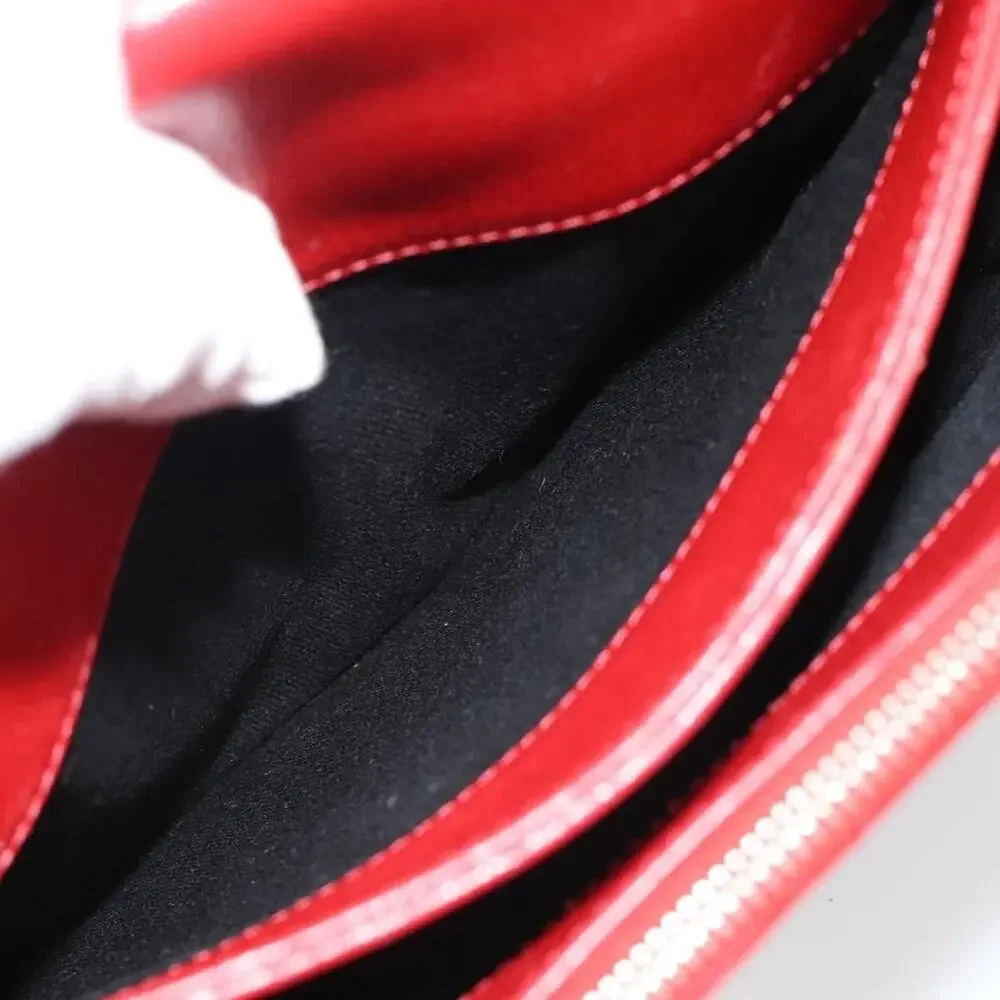 Chanel Calfskin Chain Shoulder Bag Red